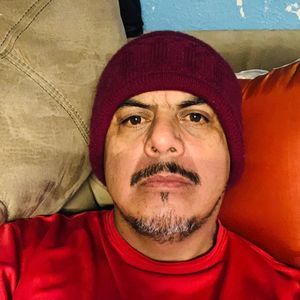 Meet your Posher, Mejia hugo